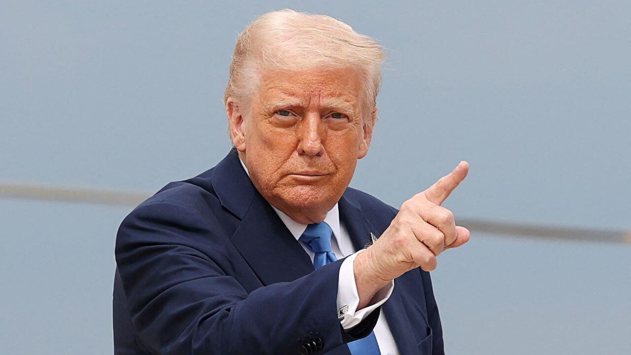 ट्रम्प यांच्या ट्वीटने इराणच्या नागरिकांना भरली धडकी, राजधानी तेहरान सोडण्याचे आवाहन!