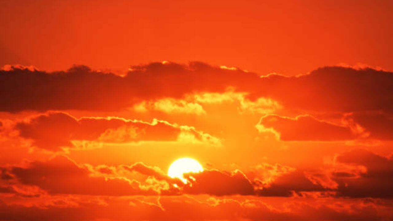 Heatwave: महाराष्ट्र तापला! देशातील सर्वाधिक हॉट शहर महाराष्ट्रात…