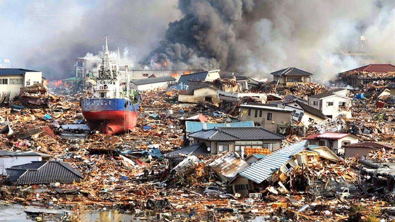 BABA VENGA PREDICTION: जपानी बाबा वेंगाची धडकी भरवणारी भविष्यवाणी, यावर्षी महाप्रलय येणार?