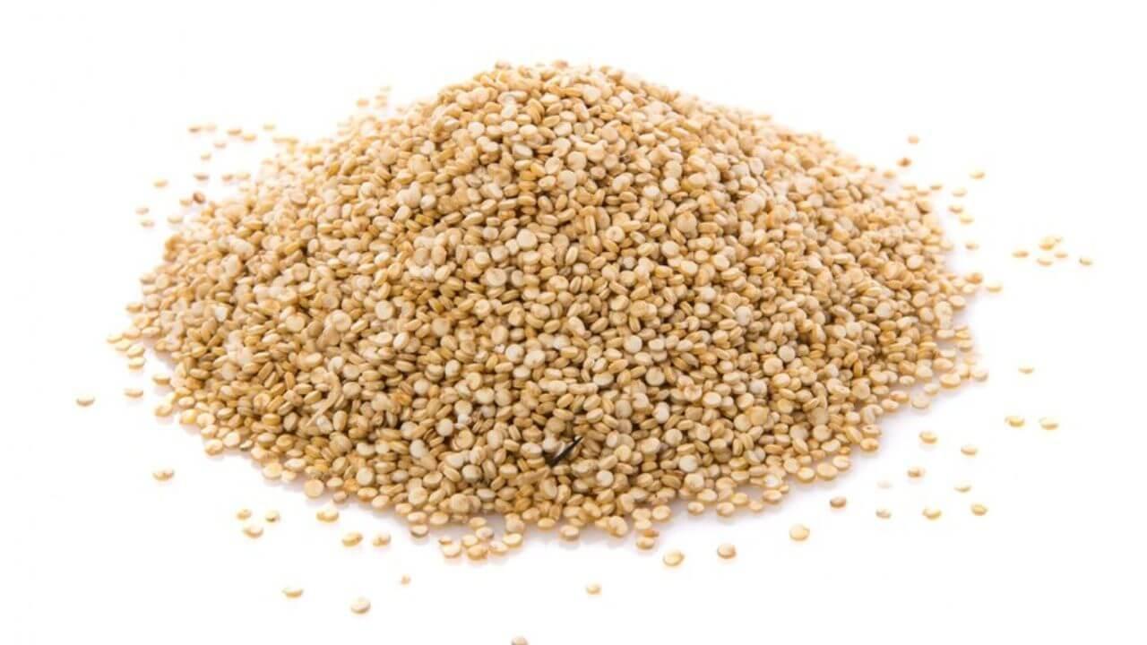 Sesame Seeds: आरोग्यासाठी खूपच फायदेशीर आहे तीळ, दररोज सेवन  केल्याने मिळतात अफाट फायदे
