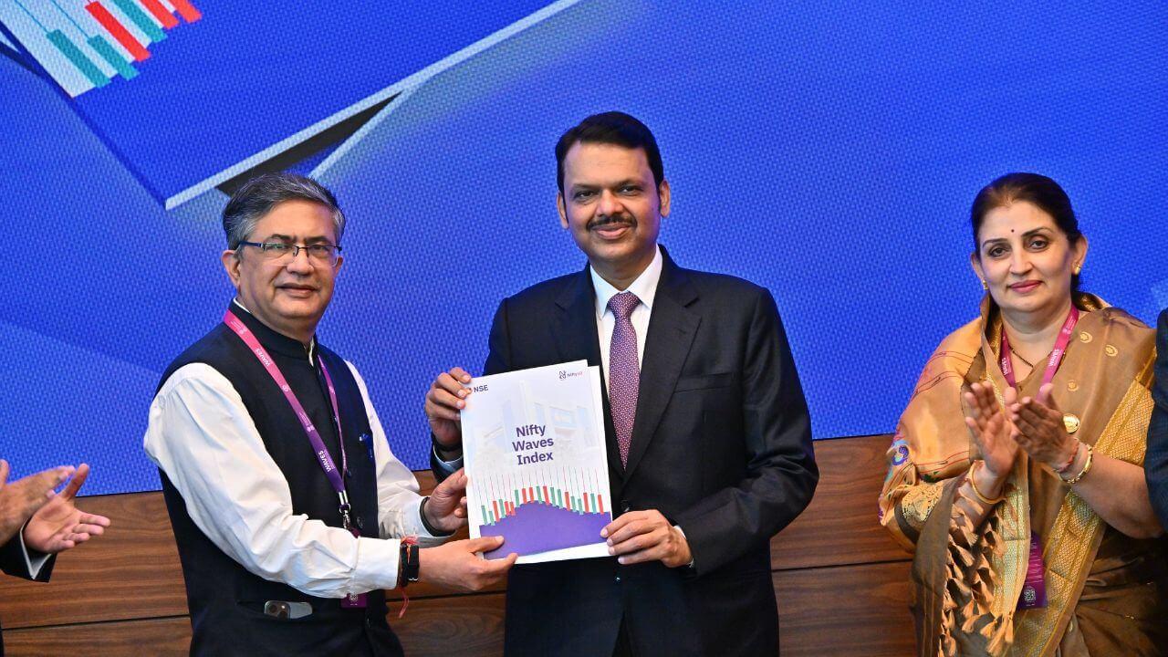 1 लाख 8 हजार 500 कोटी रुपयांच्या गुंतवणुकीचे करार, 47 हजार लोकांना होणार रोजगार निर्मिती, मुख्यमंत्र्यांची माहिती