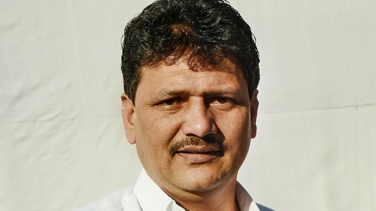 कोरोना आपल्याबरोबर आहे, घाबरण्याचे कारण नाही – आरोग्य मंत्री प्रकाश आबिटकर