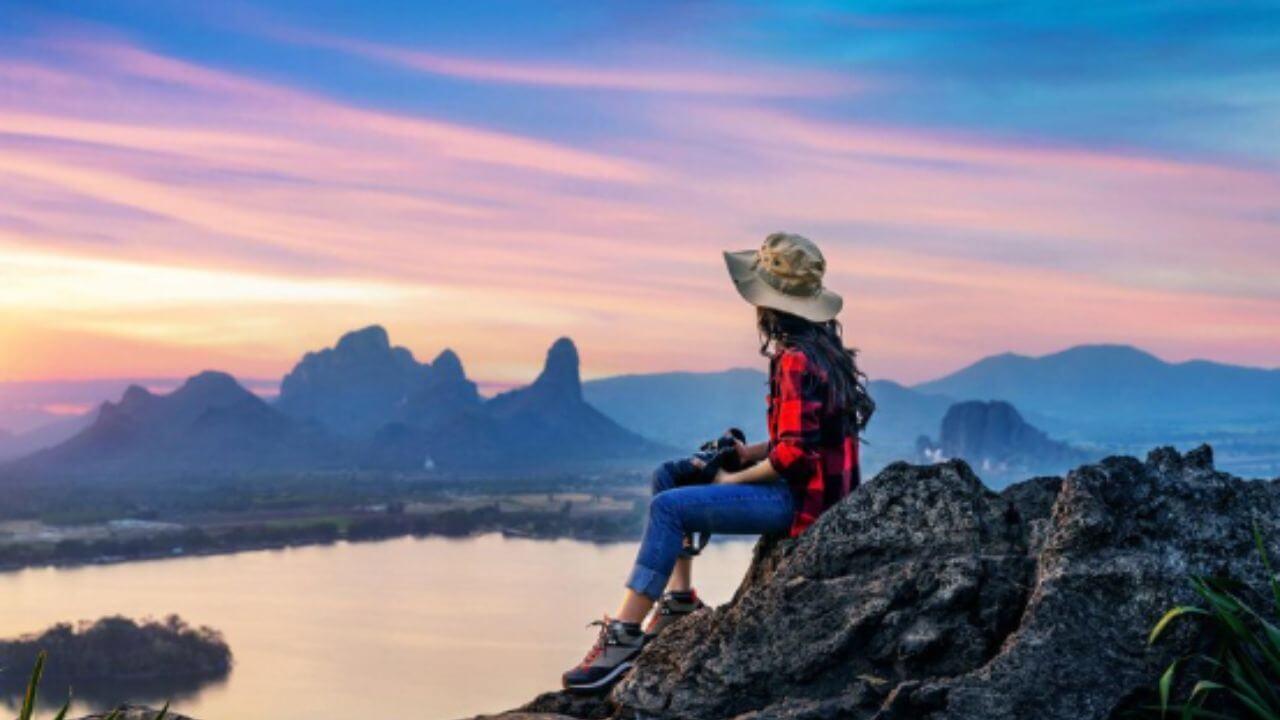 मुंबईजवळील ‘ही’ ठिकाणे फिरण्यासाठी आहेत बेस्ट, कमी पैशात मिळेल पुरेपूर आनंद