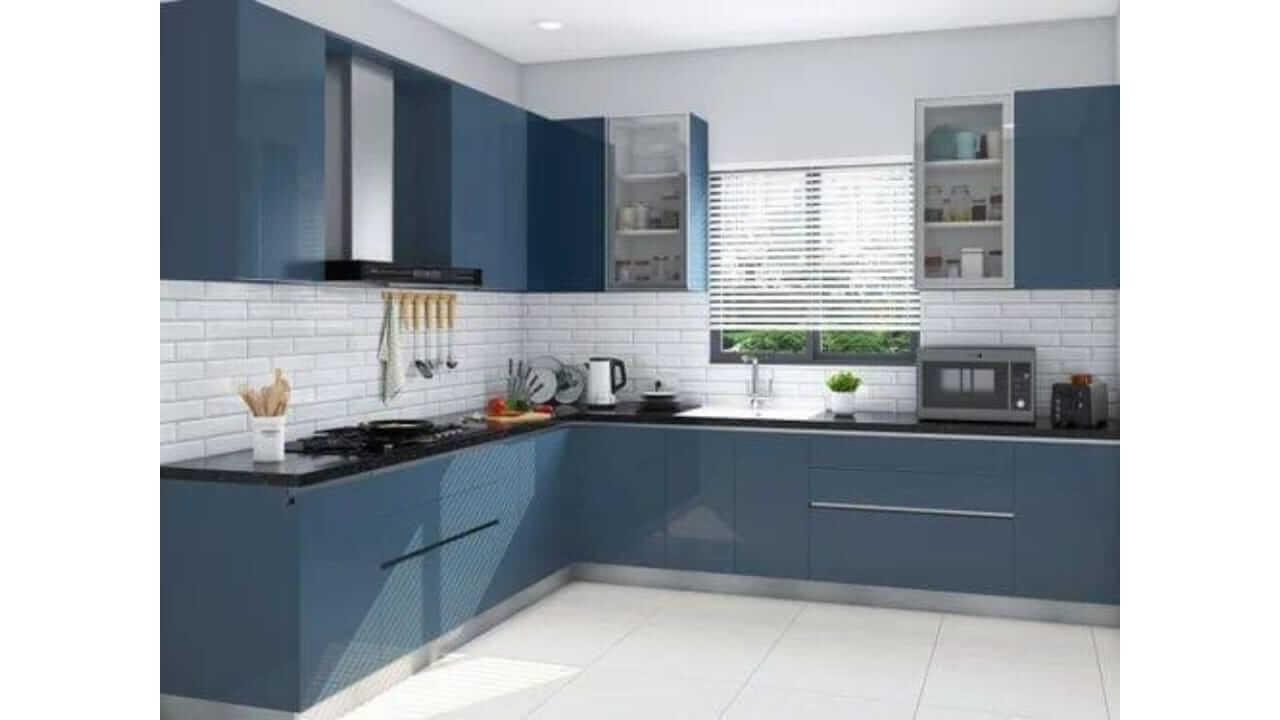 वास्तुशास्त्रानुसार घराचे स्वयंपाकघर कसे असावे? कोणती वस्तू कुठे ठेवावी? हे जाणून घ्या