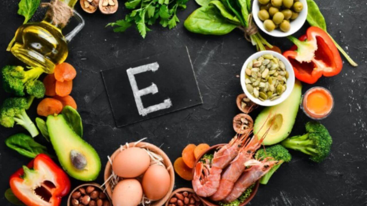 आहारात समाविष्ट करा व्हिटॅमिन्स ई असणारे 5 पदार्थ, मिळेल चमकदार त्वचा