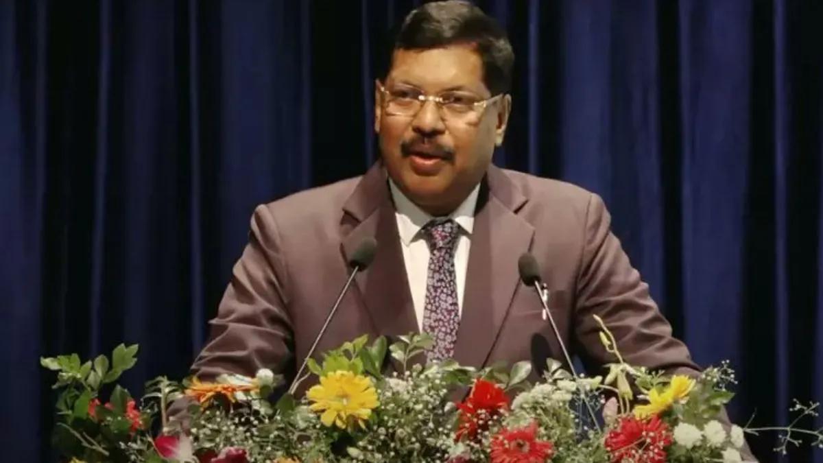 मुख्य न्यायमूर्ती यांच्या नाराजीनंतर महाराष्ट्र शासन सतर्क, राजशिष्टाचार पाळण्याबाबतच्या सूचना केल्या जारी