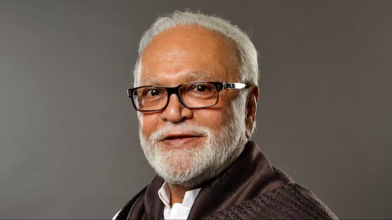 ठरलं, छगन भुजबळ मंत्री होणार; धनंजय मुंडेंचं खातं मिळणार!