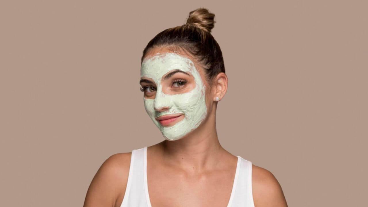 उन्हाळ्यात चेहऱ्यावर लावा पुदिन्याची पाने, जाणून घ्या फायदे आणि वापरण्याची पद्धत