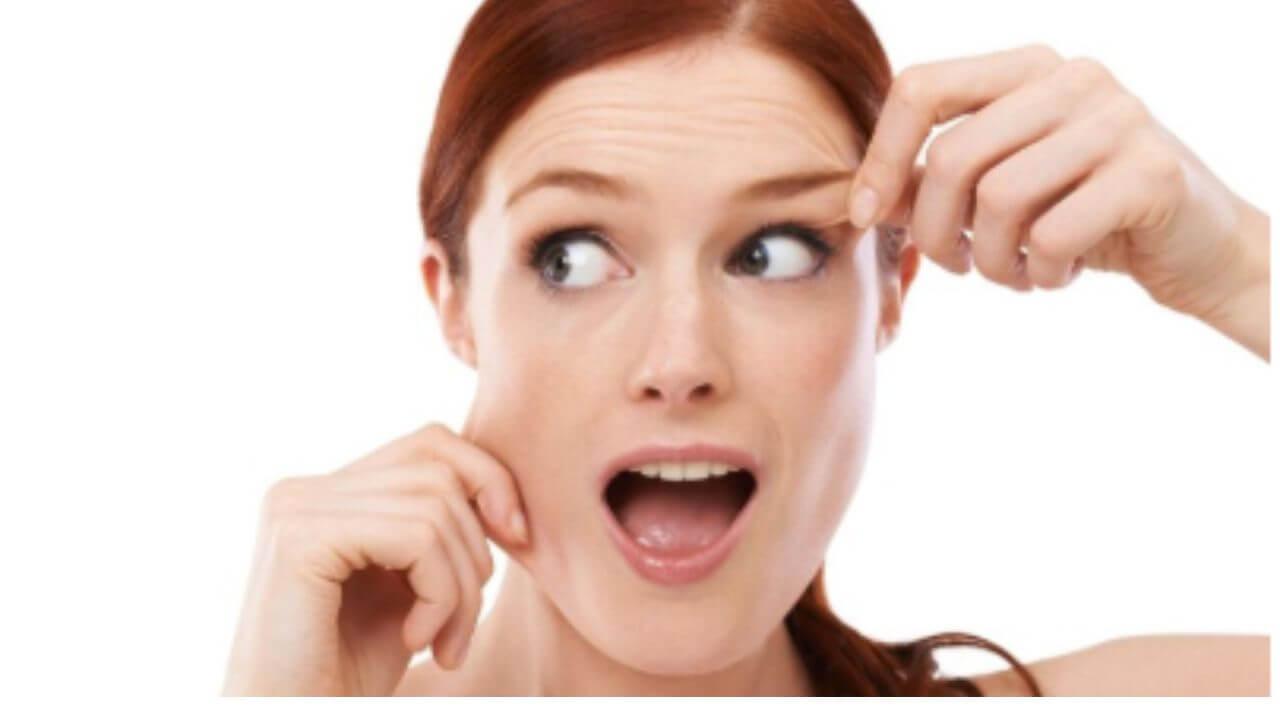 चेहऱ्यावर सुरकुत्या येऊन त्वचेची चमक कमी झालीय? ट्राय करा ‘हे’ घरगुती उपाय