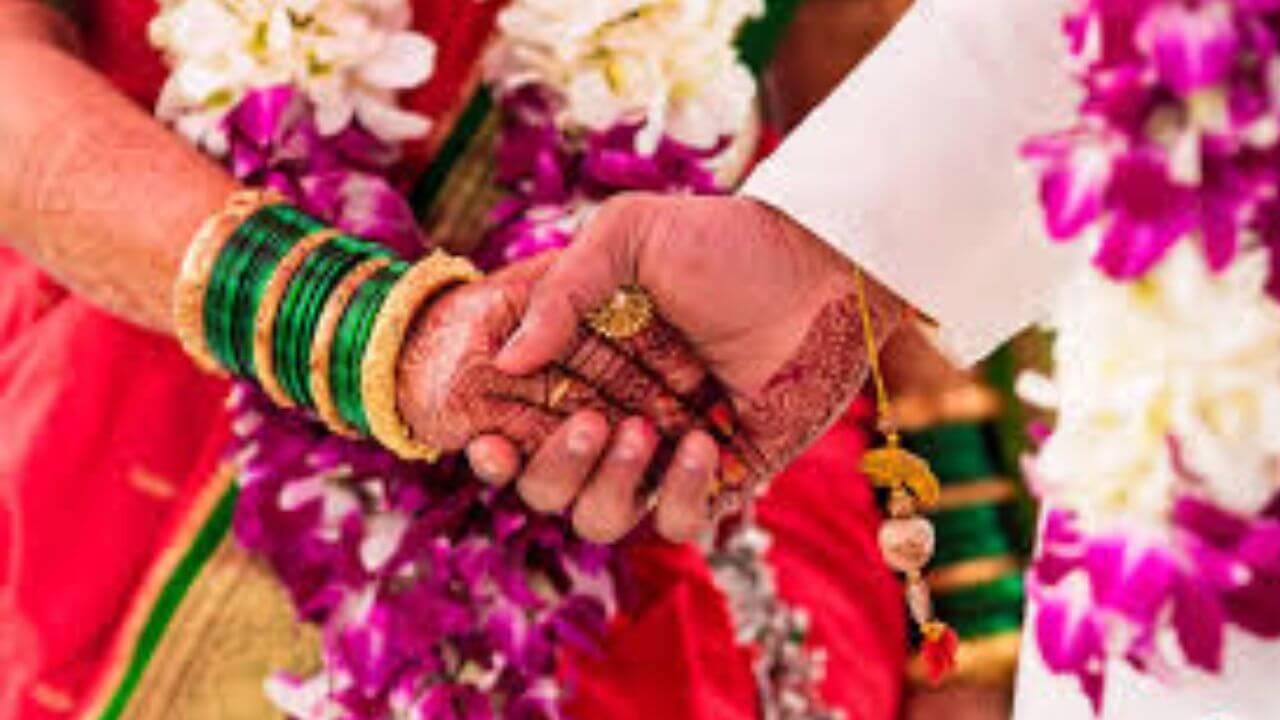 वेडिंग एन्श्युअरन्स म्हणजे काय? त्याचा कसा उपयोग होतो? जाणून घ्या