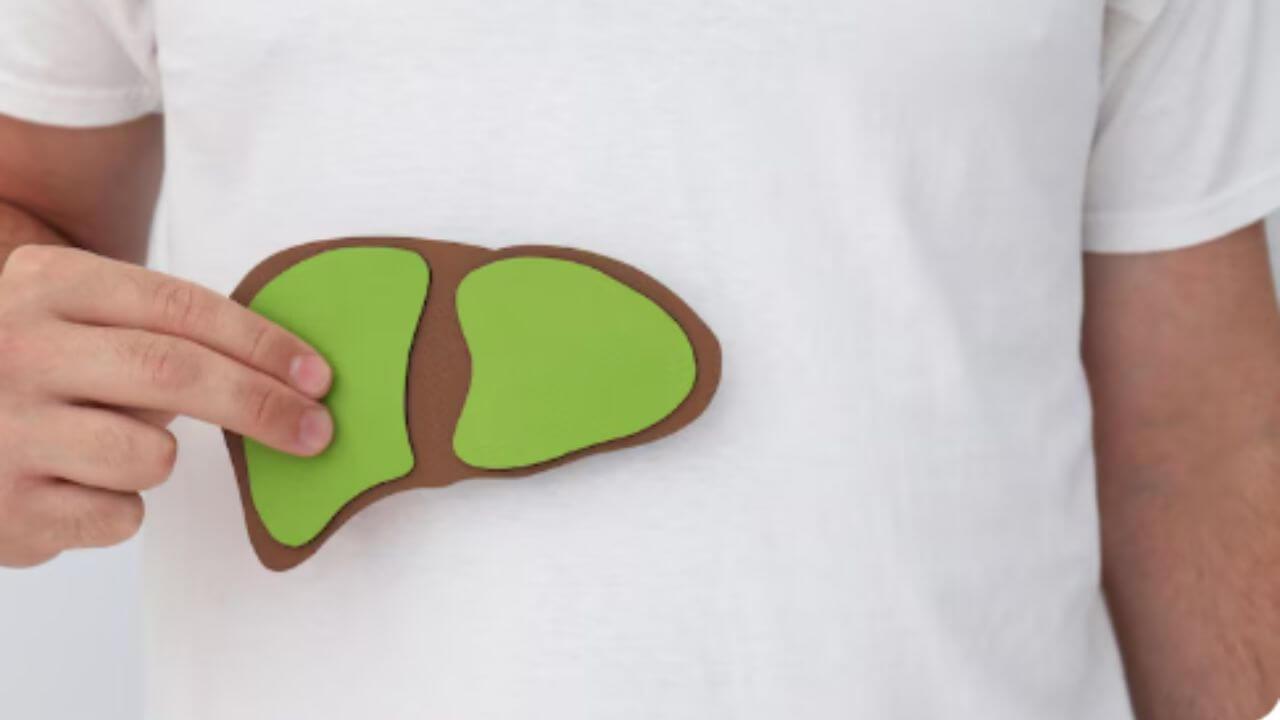 यकृत स्वच्छ करण्यासाठी दररोज सकाळी करा ‘हा’ उपाय, दूर होतील अनेक आजार
