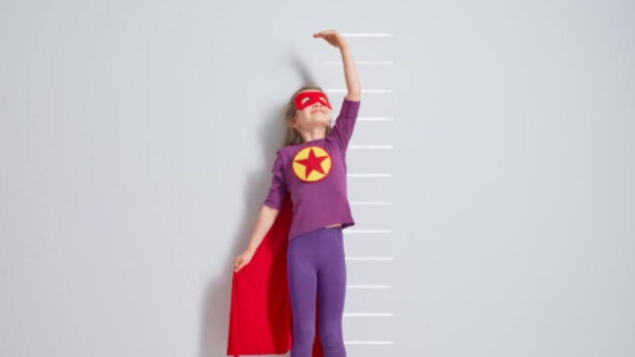 तुमच्याही मुलाची उंची फारच कमी आहे? वाढवण्यासाठी आहारात सामील करा ५ पदार्थ