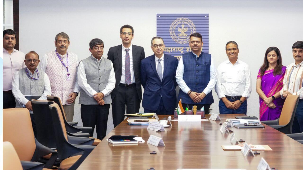 महाराष्ट्राच्या शहरांच्या भविष्यासाठी पुढील 50 वर्षांचा विचार करून प्रकल्प राबवा, मुख्यमंत्री फडणवीसांचे अधिकाऱ्यांना निर्देश