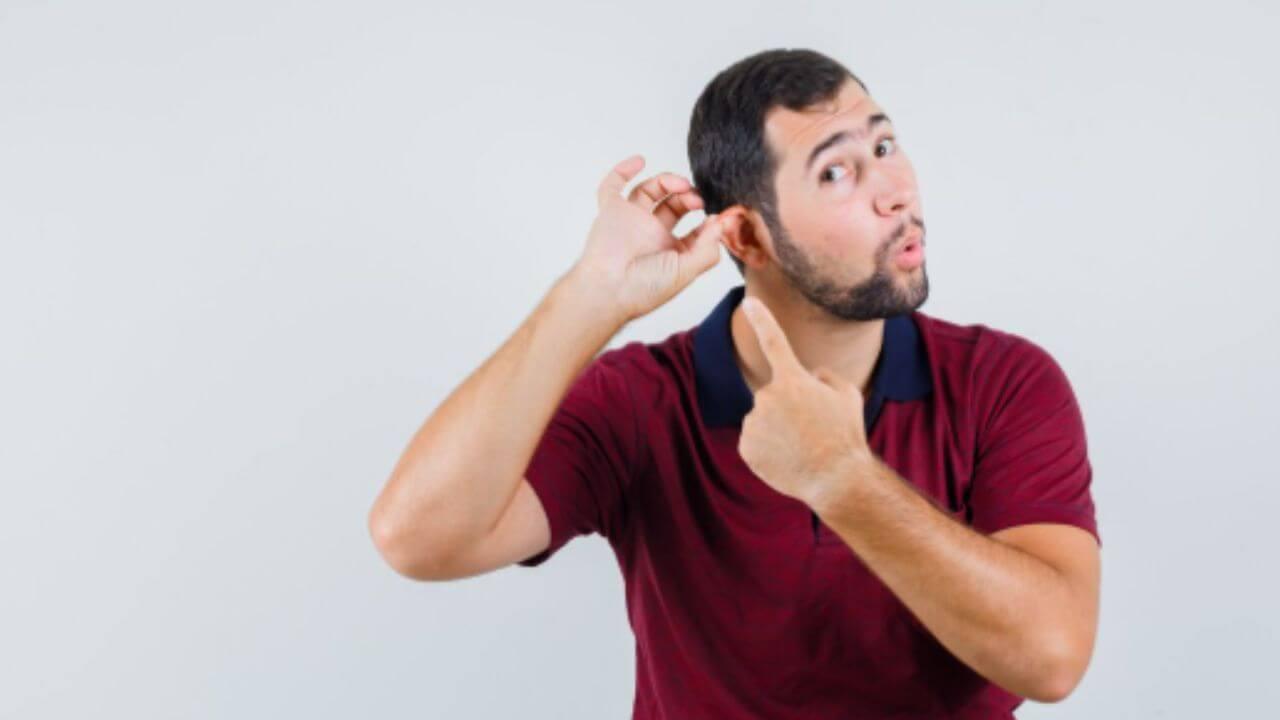 आंघोळ करताना कानात पाणी गेल्यास काय करावे? संसर्गापासून बचावासाठी करा घरगुती उपाय