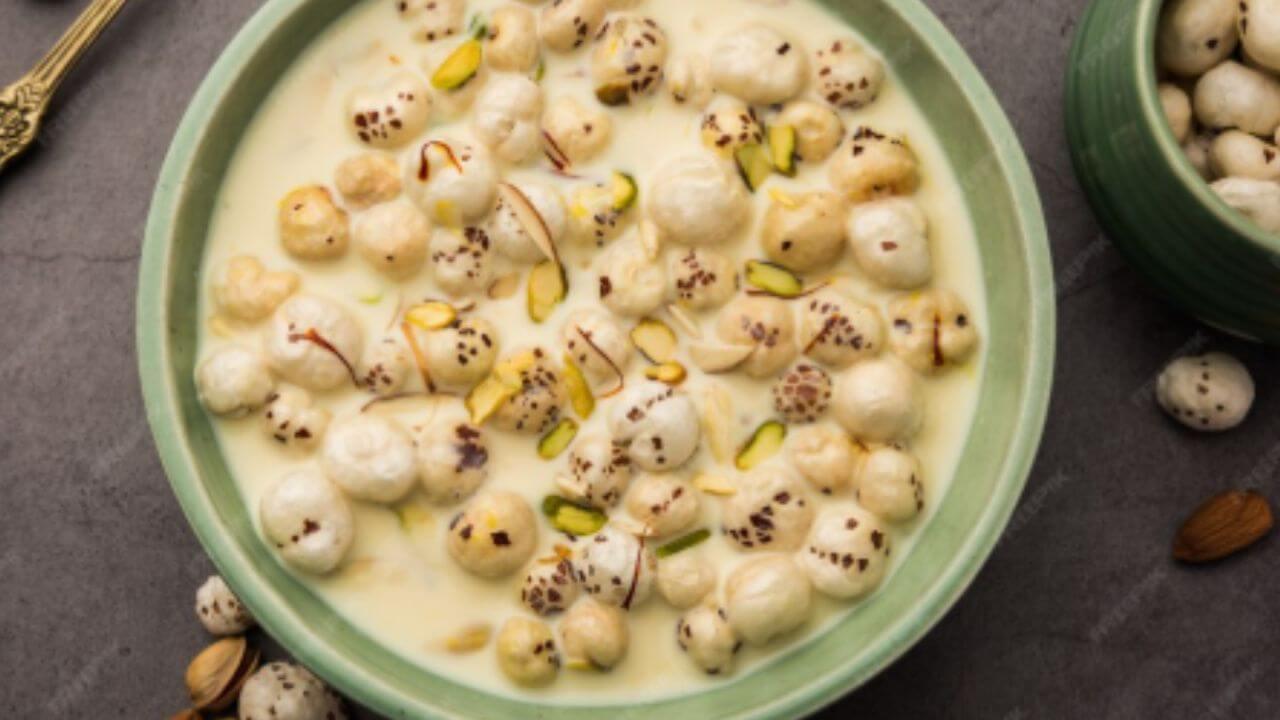 श्रावण स्पेशल, उपवासाला गोड काहीतरी हवंय? ट्राय करा मखाना खीरची रेसिपी