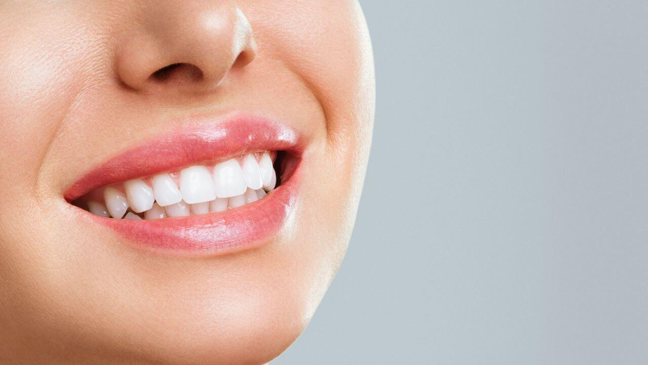 Teeth Shape Personality : असे दात असतील तर नशीब कायम सोबत राहील, दातांवरुन भविष्य जाणून घ्या