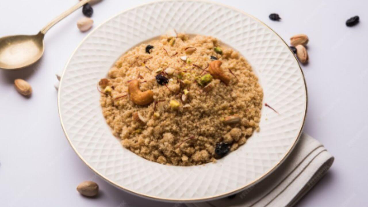 गोकुळाष्टमी नैवेद्यासाठी बनवा धनिया पंजिरी, पाहा पारंपरिक रेसिपी