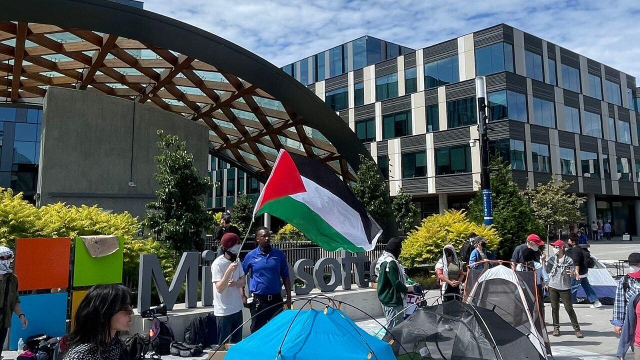 मायक्रोसॉफ्टच्या मुख्यालयातून 18 जणांना अटक, इस्रायलसोबतच्या कराराविरोधात करत होते आंदोलन