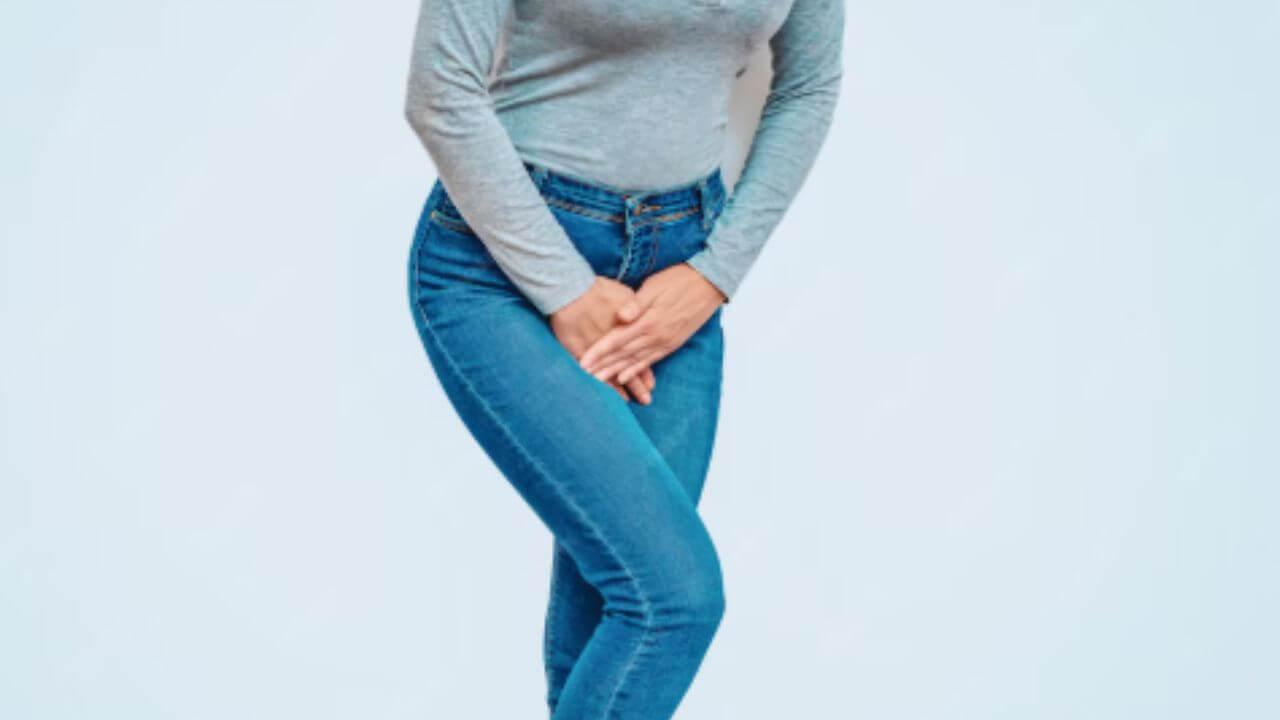 लघवीला सतत जळजळ आणि आग होतेय? युरीन इन्फेक्शन दूर करण्यासाठी करा ‘हे’ आयुर्वेदिक उपाय