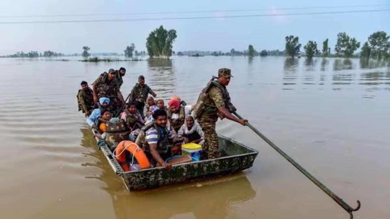 भीषण पुरस्थितीमुळे पंजाबमध्ये 46 जणांचा मृत्यू; 1.75 लाख हेक्टरवरील पिकांचे नुकसान