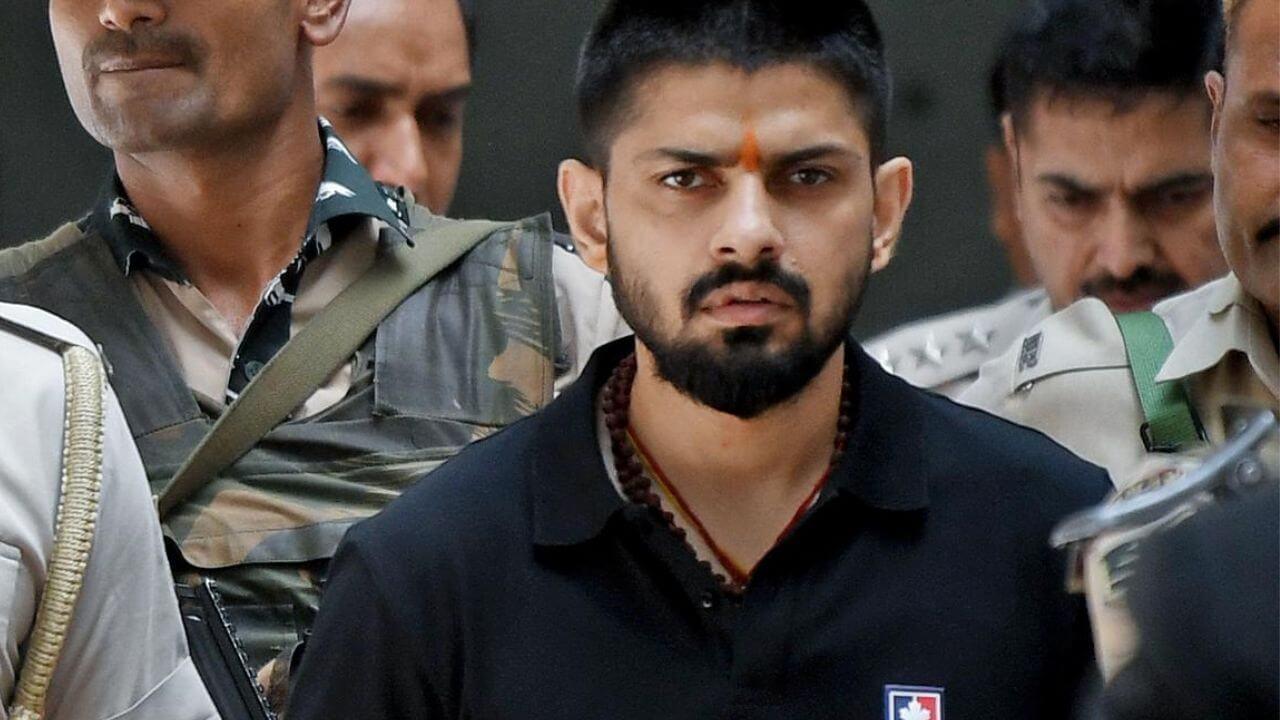 गँगस्टर लॉरेन्स बिश्नाेई आणि टोळी दहशतवादी घोषित; मालमत्ता जप्त, बँक खाती गोठवली!