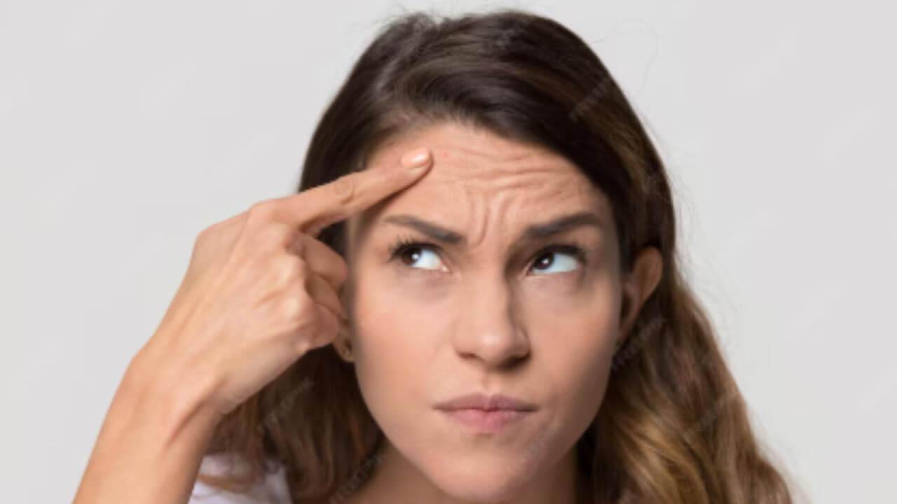 चेहऱ्यावरच्या सुरकुत्या कमी करण्यासाठी महागड्या ट्रीटमेंटची गरज नाही, फक्त फॉलो करा ‘या’ टिप्स