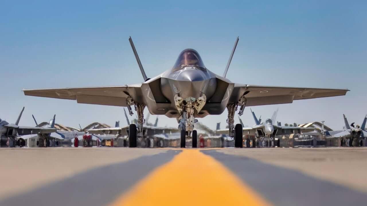 कोणते देश लढाऊ विमानांचे इंजिन बनवतात आणि त्यांची किंमत किती आहे?