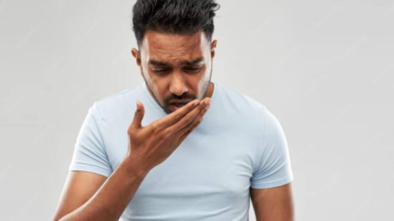 तोंडातून सतत दुर्गंधी येतेय? ‘हे’ ५ घरगुती उपाय लगेच दूर करतील समस्या