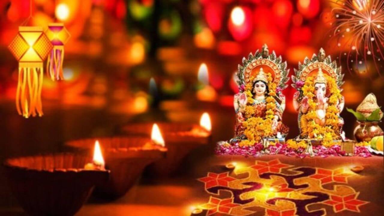 Diwali Puja 2025 : लक्ष्मीपूजना वेळी लक्षात ठेवा या गोष्टी; तुमच्यावर होईल पैशाचा वर्षाव