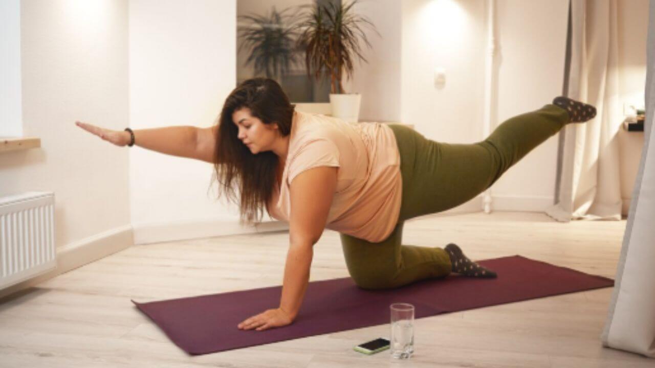 वजन कमी करण्यासाठी नक्की करा ‘हे’ ३ व्यायाम, वेगाने  वितळेल चरबी