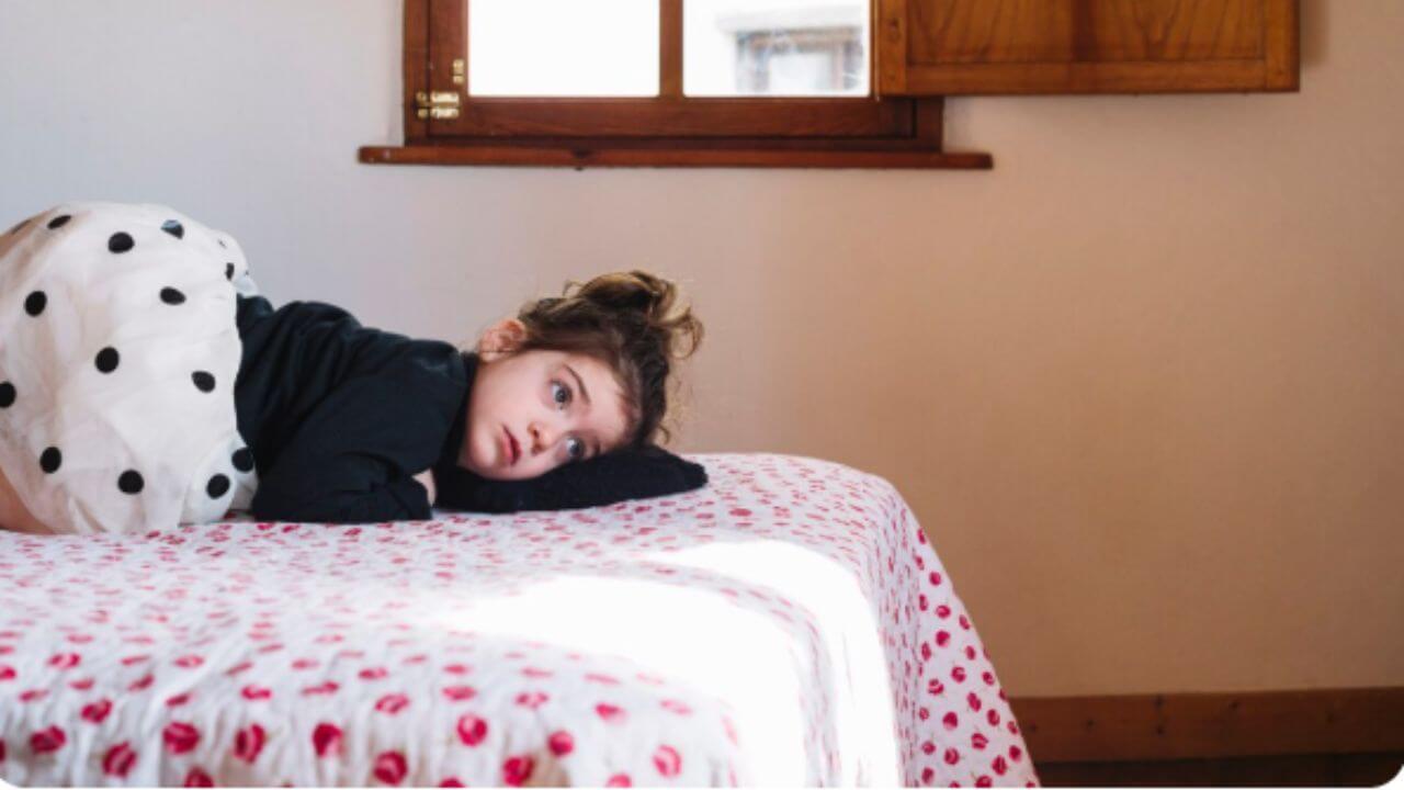 मुलं रोज रात्री अंथरुणात लघवी करतात? ‘हे’ घरगुती उपाय दूर करतील समस्या