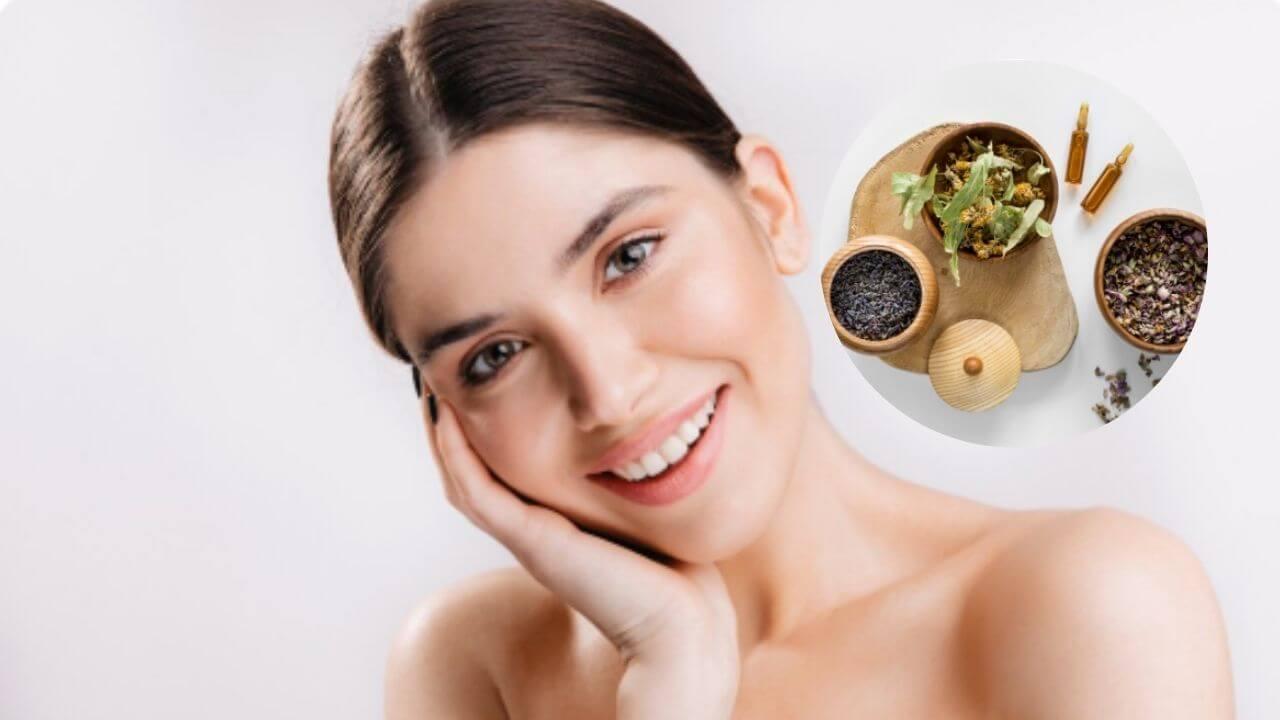 आयुर्वेदातील ‘या’ ४ वनस्पती चेहऱ्यावर आणतात नैसर्गिक ग्लो, कसं वापरायचं जाणून घ्या