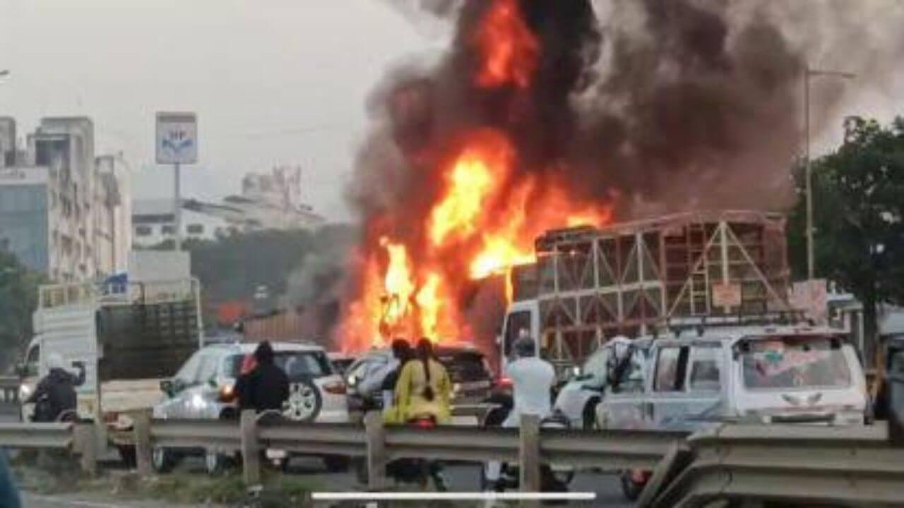 Pune Navle Bridge Accident : पुण्याच्या नवले ब्रीजवर भीषण अपघात; 20 ते 25 वाहनांचा चुराडा, 7 मृत्यू