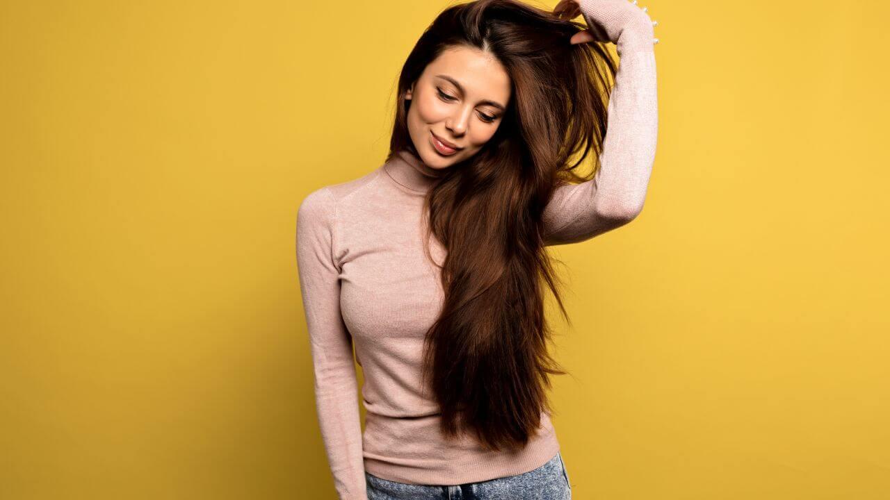 आहारात समाविष्ट करा ‘हे’ ५ पदार्थ, वेगाने वाढतील केस, बनतील सिल्की आणि चमकदार