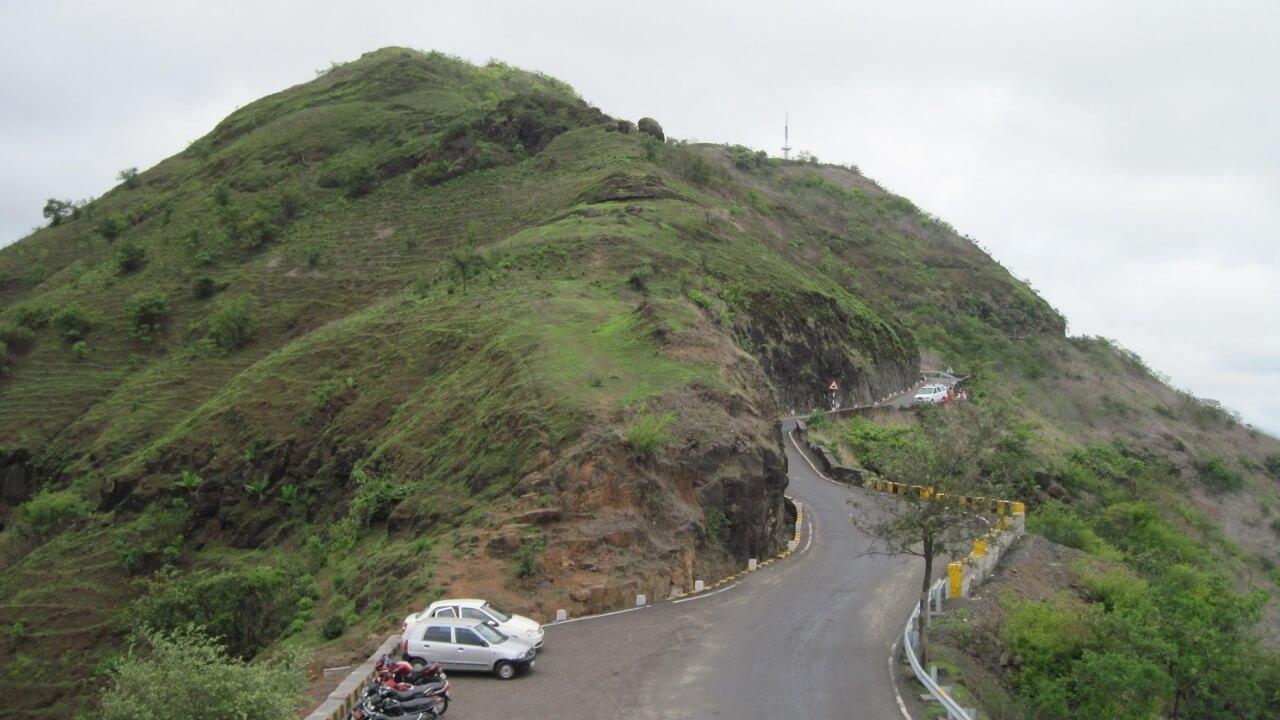 Sinhagad Ghat Road Closed : महाराष्ट्रातील हा घाट प्रवासासाठी बंद; वाहनचालकांनो बातमी वाचाच