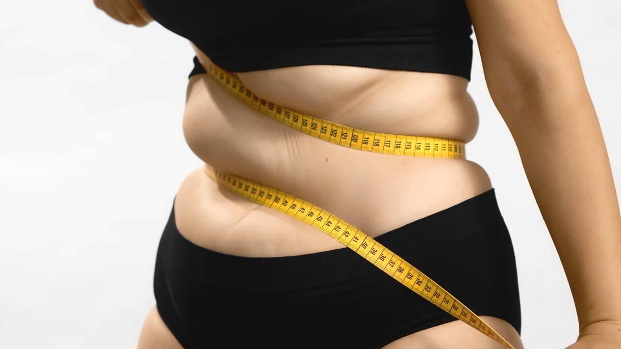व्यायाम आणि डाएटनेही पोट कमी होईना? ‘हे’ घरगुती उपाय वेगाने वितळवतील पोटाची चरबी