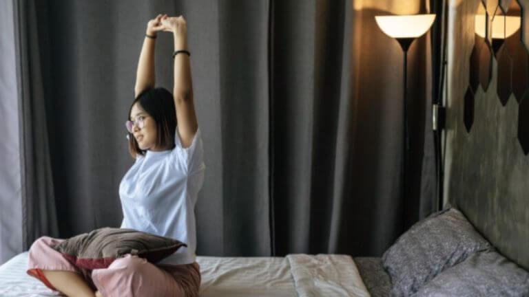 मेंदूचे कार्य सुधारण्यासाठी रात्री झोपण्यापूर्वी करा ‘या’ ४ गोष्टी, सुधारेल स्मरणशक्ती