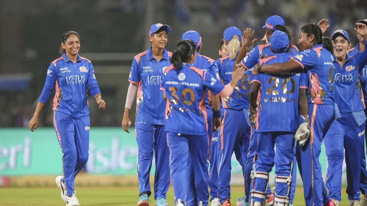 गतविजेत्या मुंबई इंडियन्सची अवस्था वाईट, या संघाचं प्लेऑफमधील स्थान निश्चित