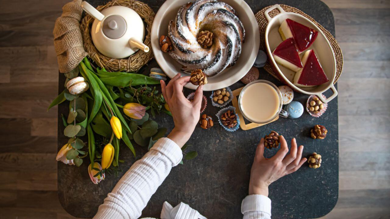 सकाळच्या दिनचर्येत सामील करा ‘या’ आयुर्वेदिक पद्धती, दूर राहतील आजार