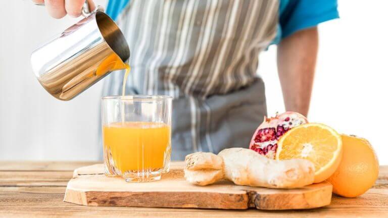 युरिक अ‍ॅसिड नियंत्रित करण्यासाठी सकाळी रिकाम्या पोटी प्या ‘हे’ ड्रिंक, मिळेल आराम