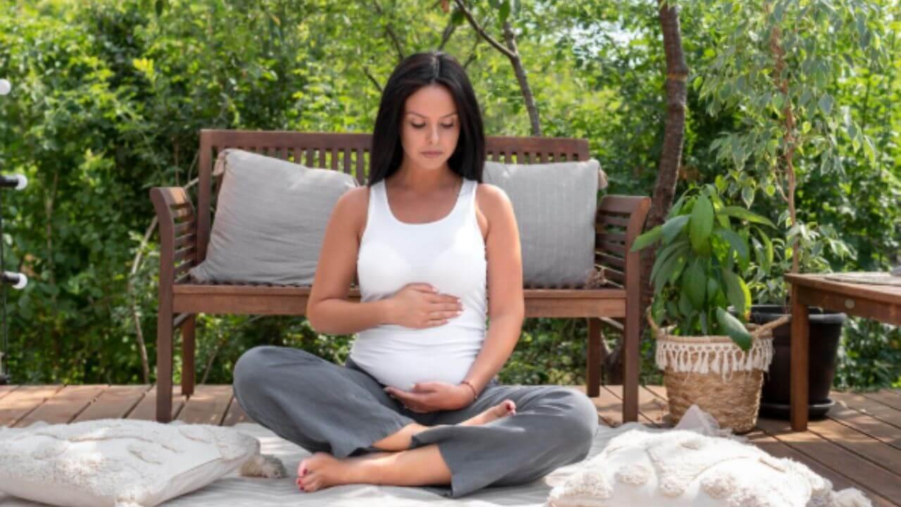 प्रेग्नेंसीमध्ये मानसिक आरोग्य कसे जपावे? तज्ज्ञांनी सांगितल्या खास टिप्स