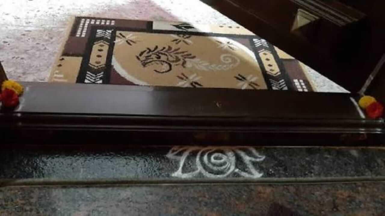 Vastu Tips : वास्तुशास्त्रानुसार दाराला उंबरठा का असावा? जाणून घ्या कारणं…