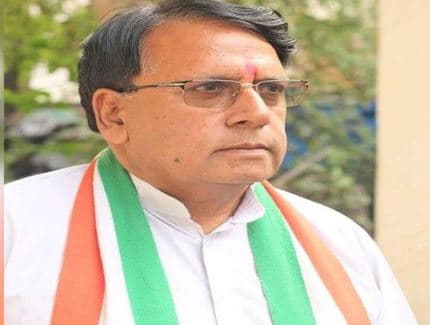 कैबिनेट मंत्री बोले- प्रशासन में अब भी है साध्वी जैसी मानसिकता के लोग
