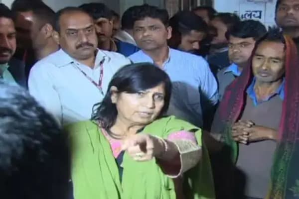 कमलनाथ सरकार की मंत्री बोली- SORRY कोई एक्सक्यूज नहीं, मंत्रियों को भी खानी पड़ती है लातें-गालियां