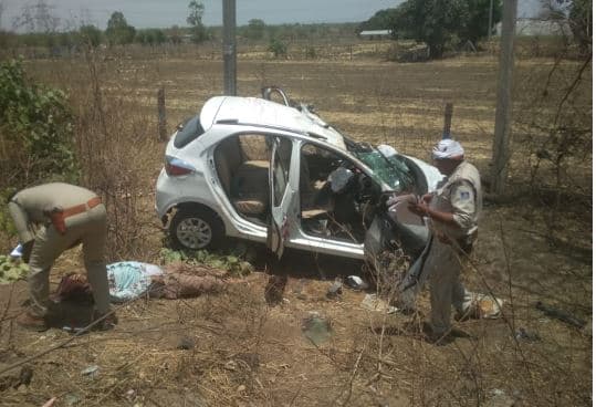 एमपी में दर्दनाक सड़क हादसे में दो की मौत, तीन घायल, कार बुरी तरह क्षतिग्रस्त