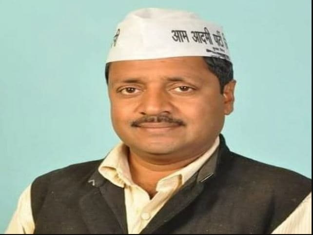 विधानसभा चुनाव में हार के बाद लोकसभा में नहीं उतरेगी आम आदमी पार्टी