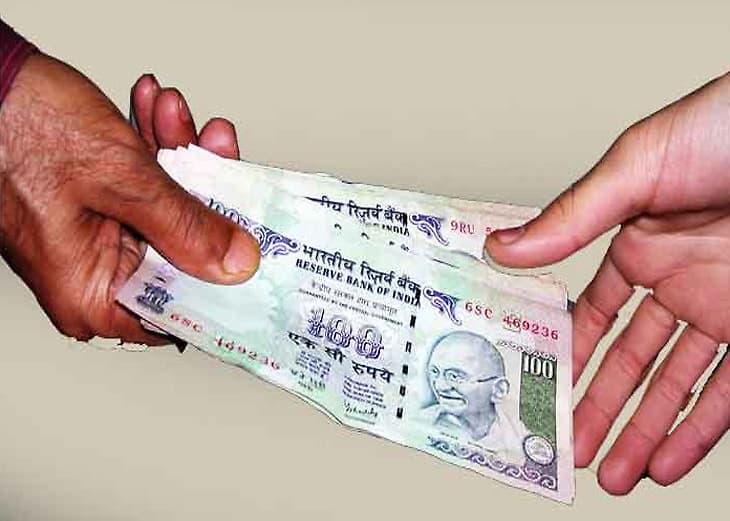 रिश्वत के खेल में फंसा आईटीआई का डायरेक्टर, लोकायुक्त ने रंगेहाथों किया गिरफ्तार