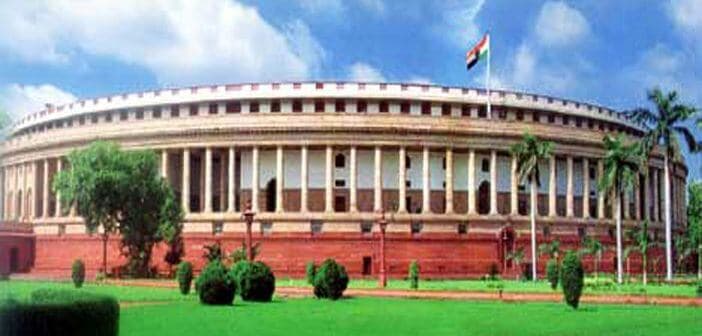 जानिए कितनी होती है आपके द्वारा चुने गए सासंद की सैलरी, मिलती हैं यह सुविधाएं