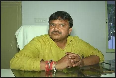 अधिकारियों पर भड़के मंत्री-विधायक, बोले-अब बिजली कटौती हुई तो कार्रवाई के लिए तैयार रहें