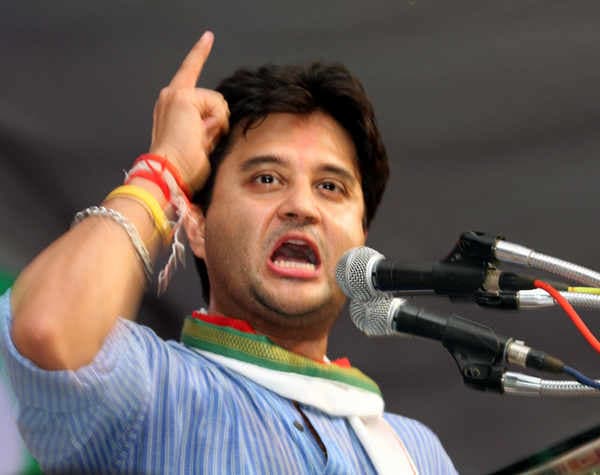 मप्र के बाद अब राजस्थान में तबाड़तोड़ सभाएं करेंगें सिंधिया, कल पहुंचेगें दिग्विजय